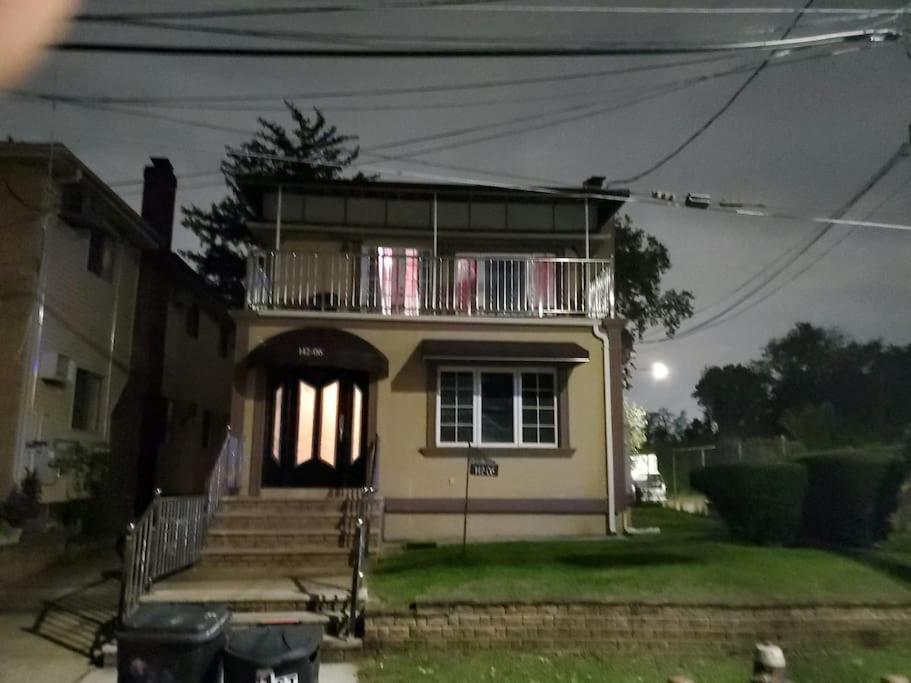 Quiet 3 Bedroom Apartment In Private Home 뉴욕 외부 사진